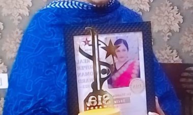 Mamta Mohan Singh Awarded Best Social Activist in Delhi at Super Women's Awards 2023